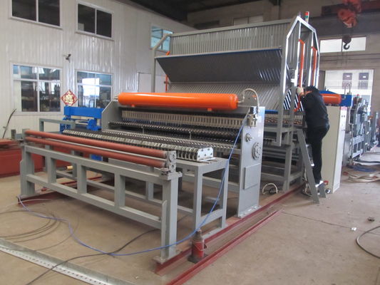 Πλάτος 3300mm μηχανή συγκόλλησης πλέγματος φρακτών 415v υψηλής συχνότητας